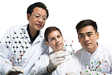 Xbox菲尔·斯宾塞试玩《超级马里奥兄弟：惊奇》 赞不绝口